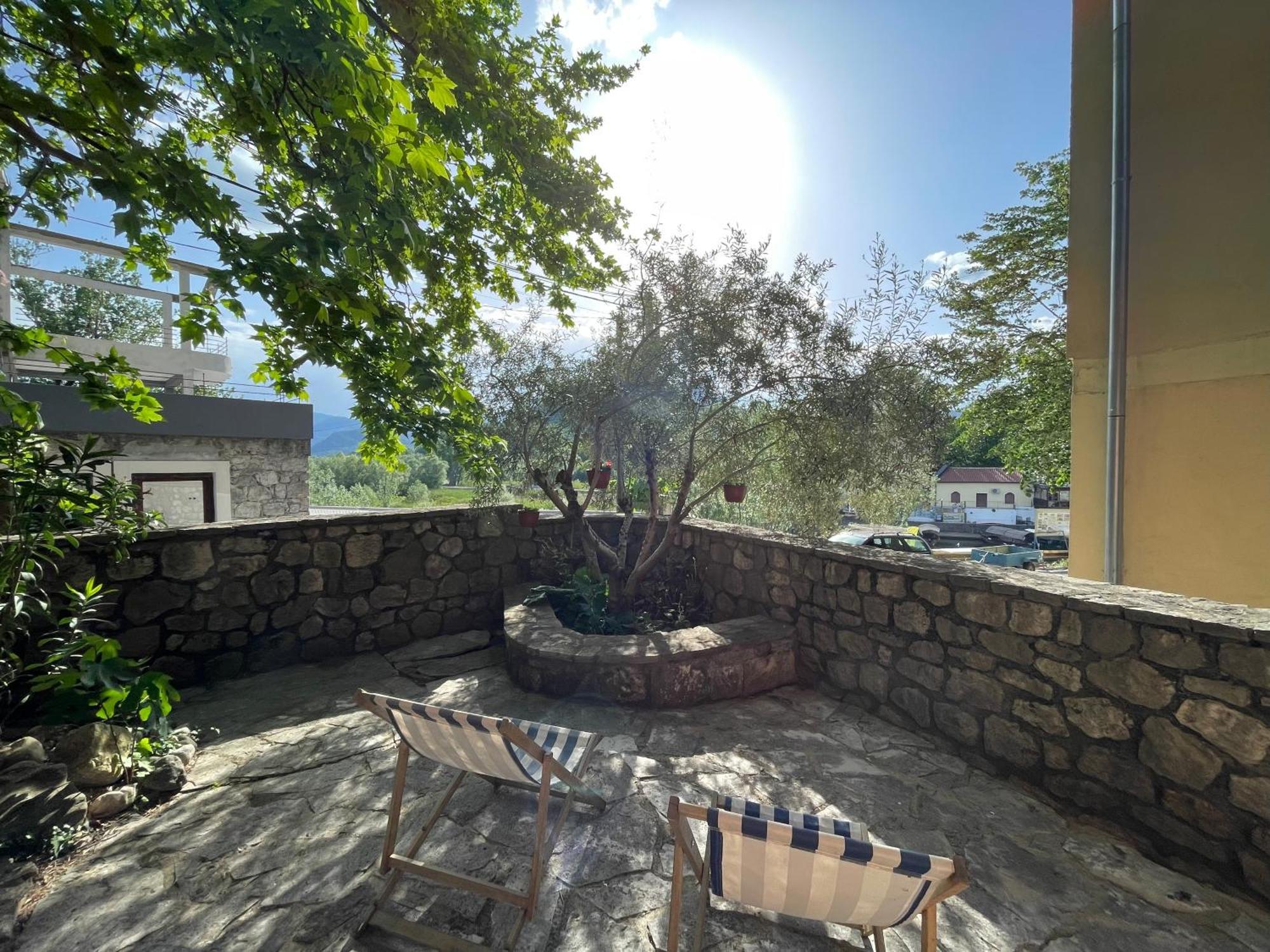 Cave Apartment Virpazar Bagian luar foto