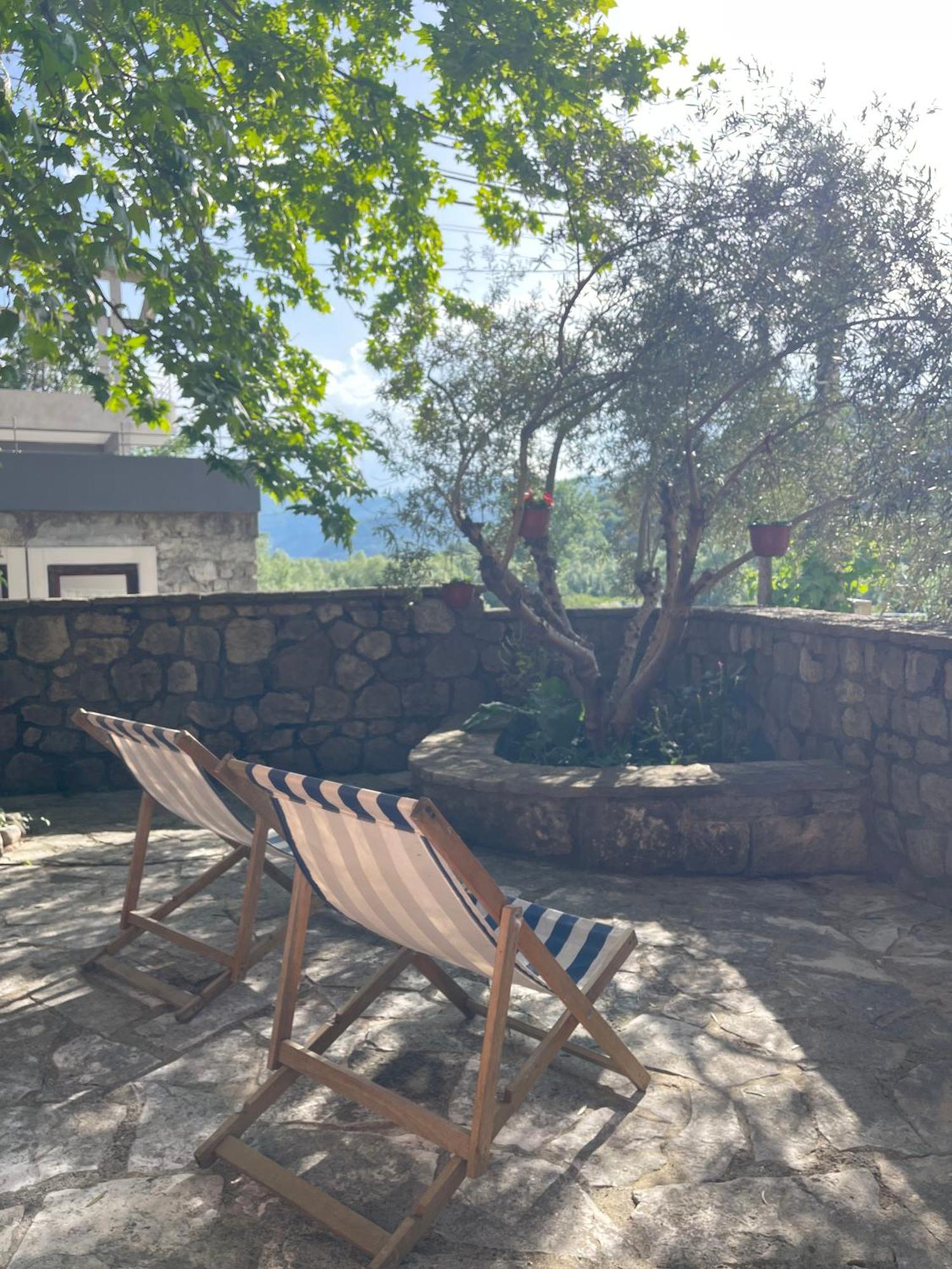 Cave Apartment Virpazar Bagian luar foto